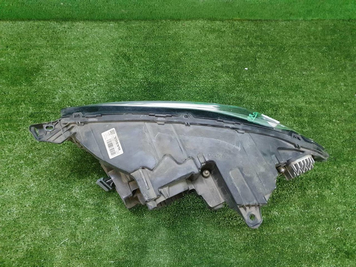Фара правая Volvo XC90 2 (2014-2019) Full LED
