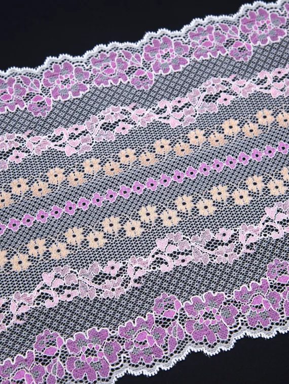 911 Кружево эластичное 23 см, узор VS, Италия, белый