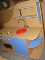 Кухня игровая "Малышка" на колесах