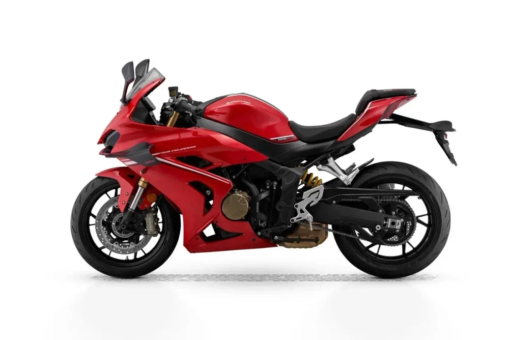 QJMotor SRK 800 RR