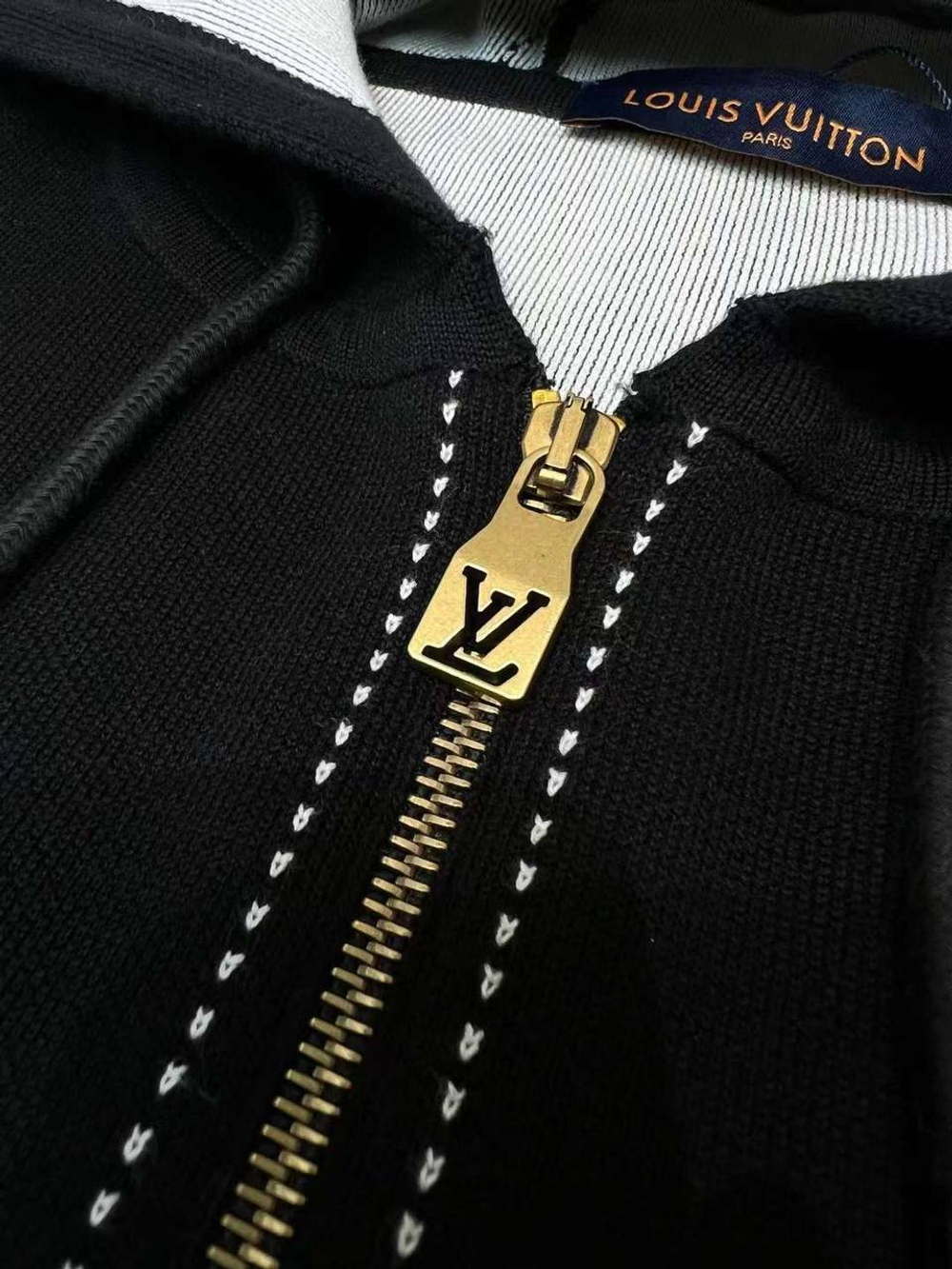Кофта Louis Vuitton