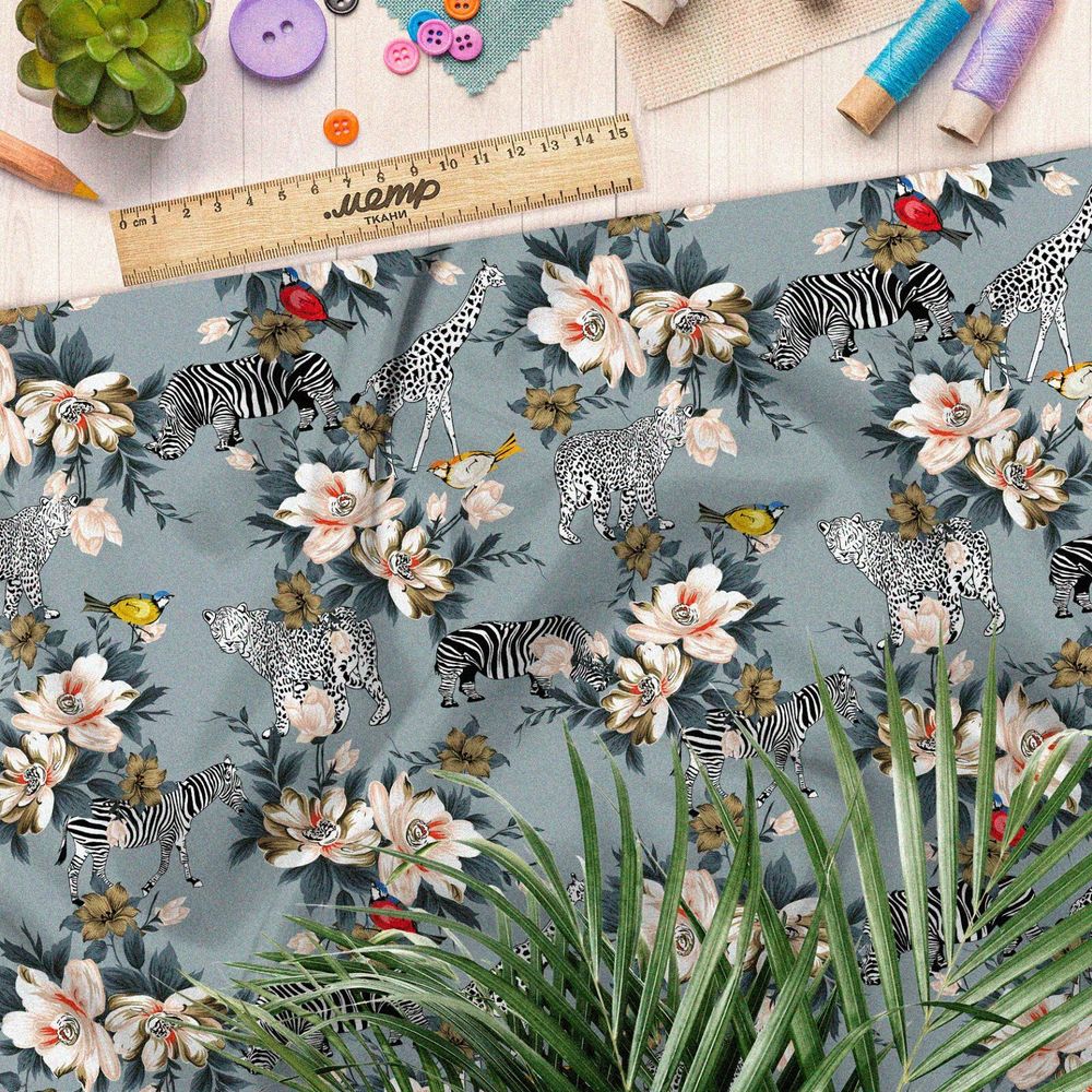 Ткань таффета цветы с животным миром