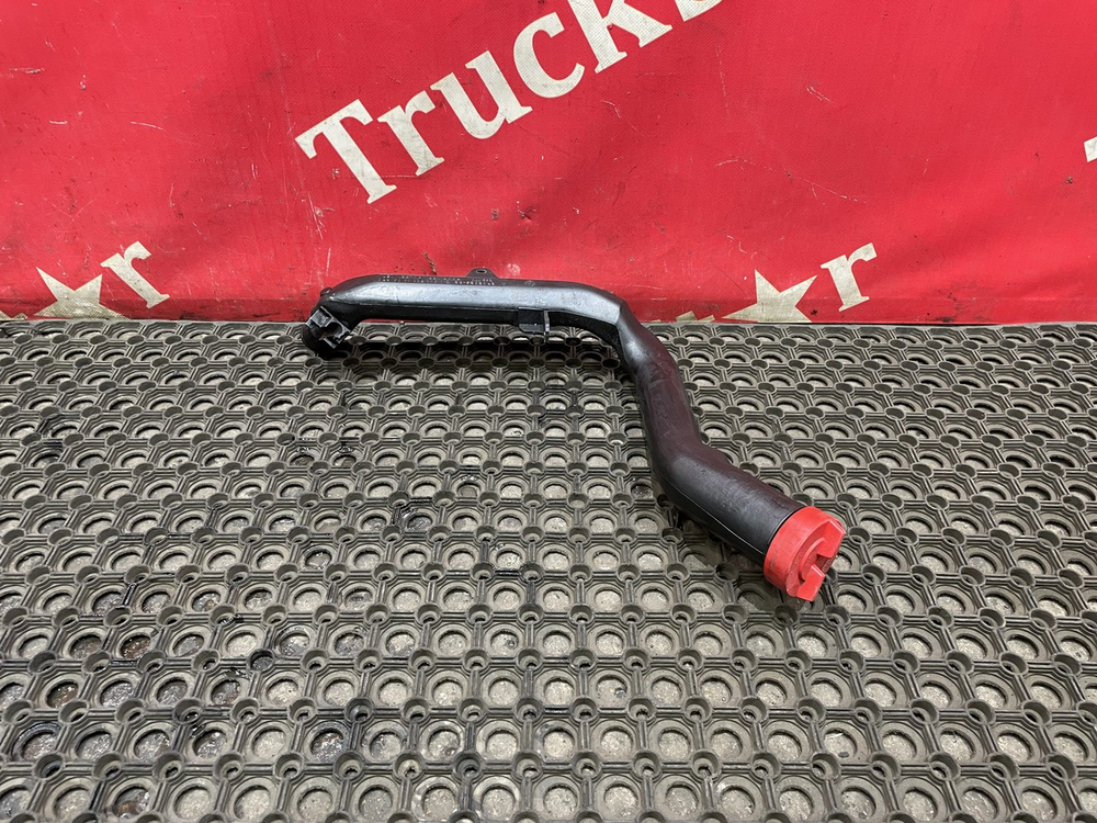 Горловина маслозаливная