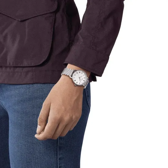 Женские часы Tissot T143.210.11.033.00