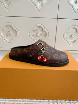 Louis Vuitton Flat Comfort Clog