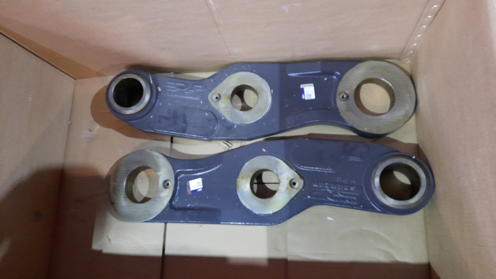 Планка боковая трапеции 11177187 правая  Volvo L150, L180