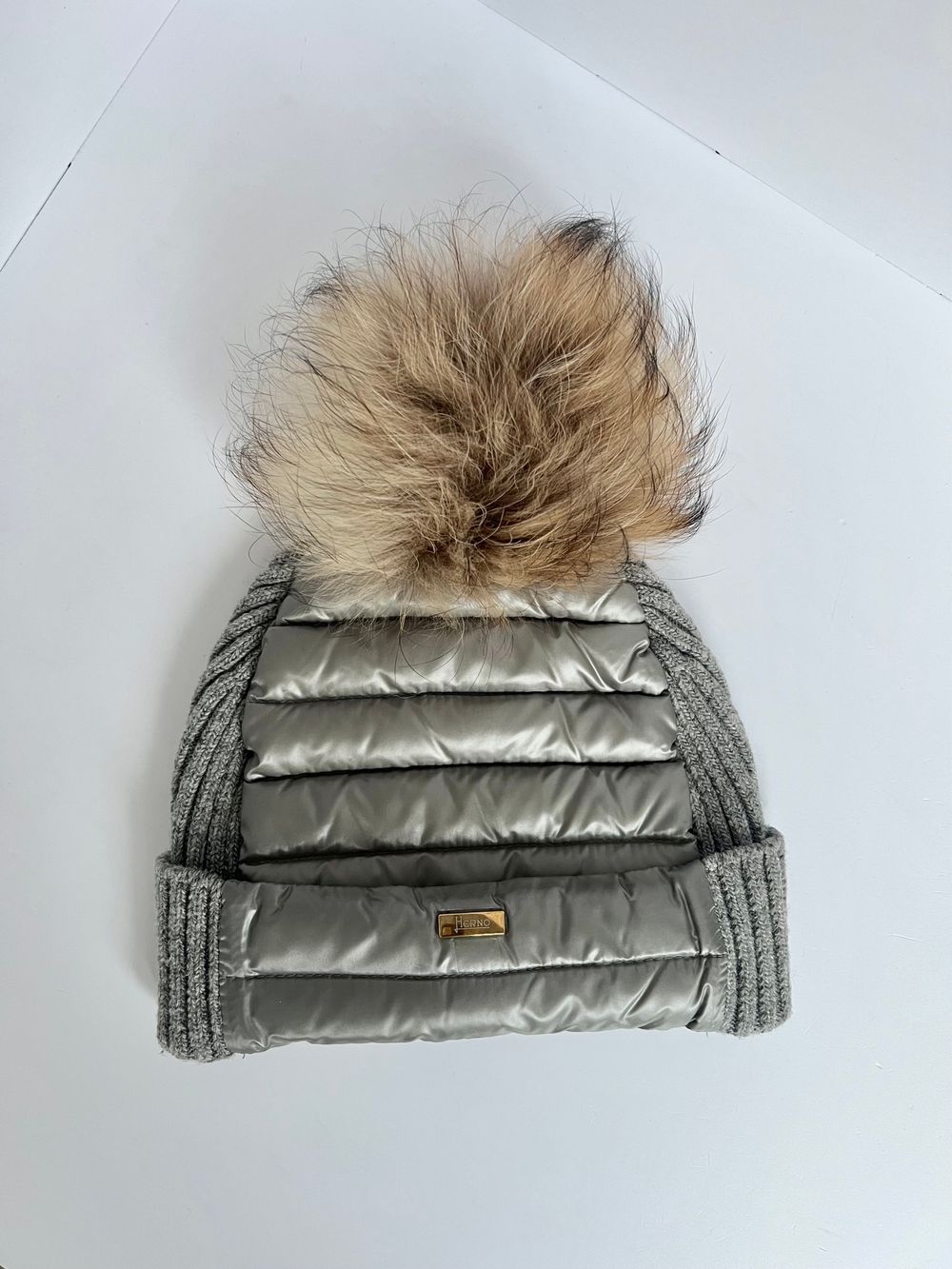 Зимняя шапка Herno на 8 лет