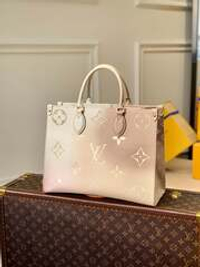 Louis Vuitton Onthego MM