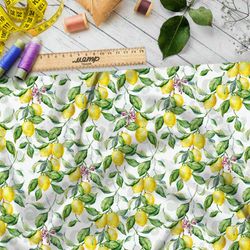 Ткань атлас яркие лимонные ветки на белом фоне