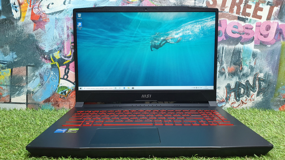 Игровой MSI i5-11/8Gb/GTX 1650 4Gb/144Hz/GF66 Katana 11SC-1251XRU [9S7-158212-1251]/Windows 10