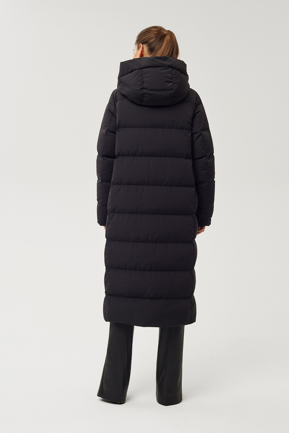 205.W22.001 пальто женское BLACK