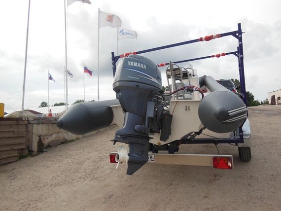 Надувная лодка РИБ Lima Аврора 5.8