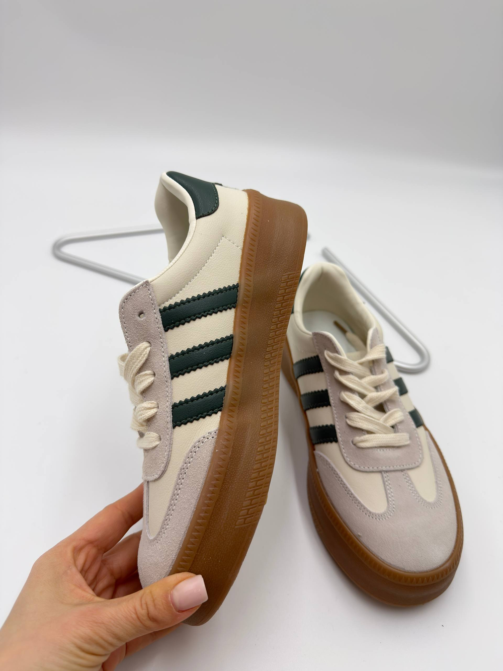 Кроссовки женские натуральная кожа арт. 351-1 цвет "бежевый,зелёный"