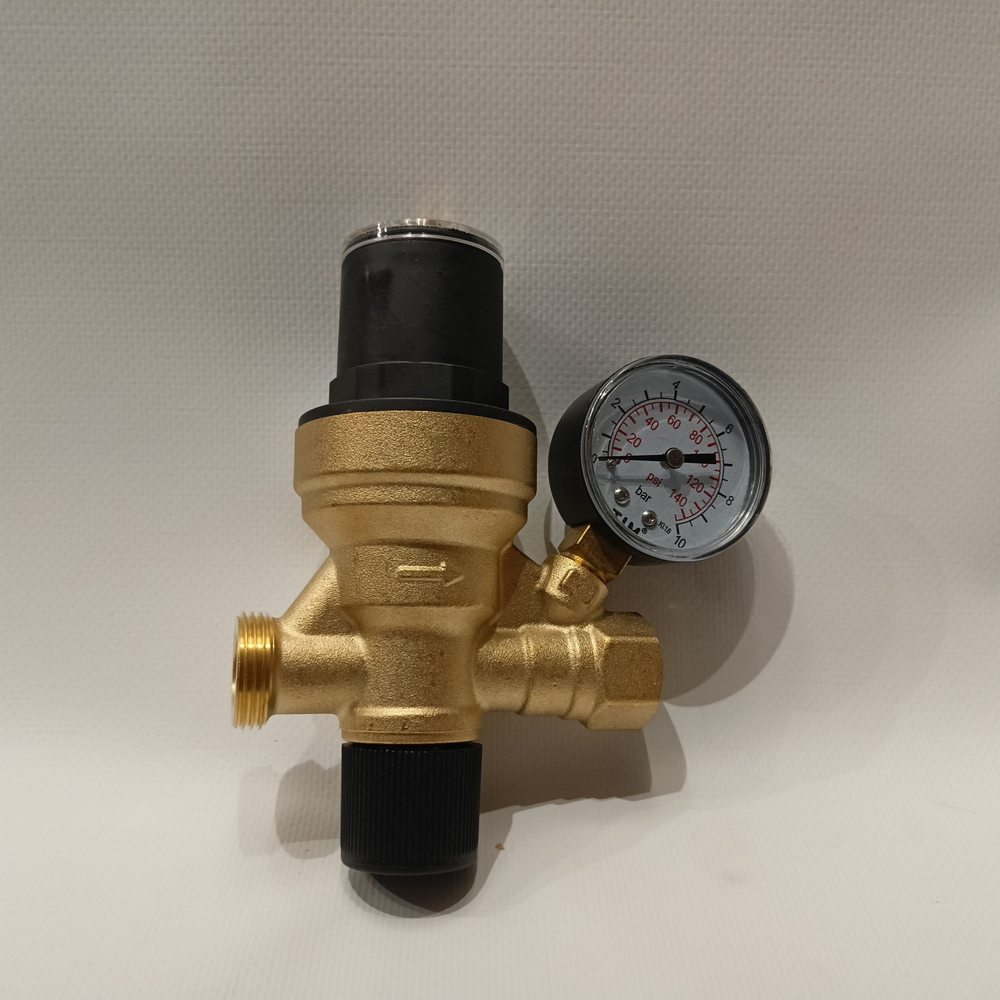 Клапан подпиточный с манометром 1/2 TIM AF0206A