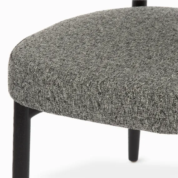 Стул Giotto, черный массив ясеня, черно-белая обивка