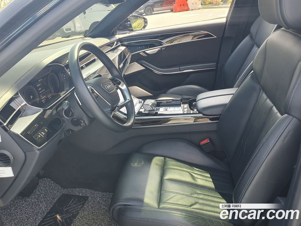 Audi A8 (D5) 55 TFSI Quattro LWB (12.2019)