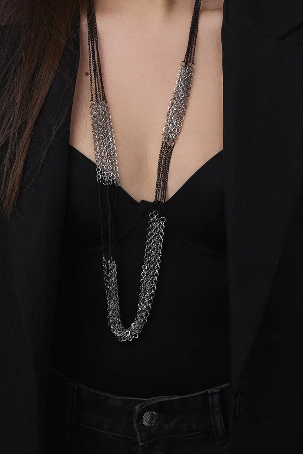 Колье длинные черные и серебряные цепи