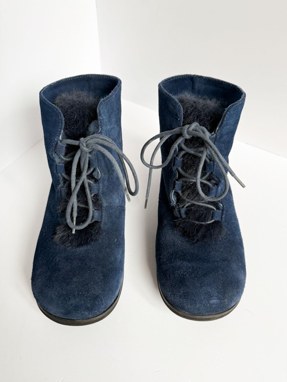Зимние замшевые ботинки Age of innocence, 35