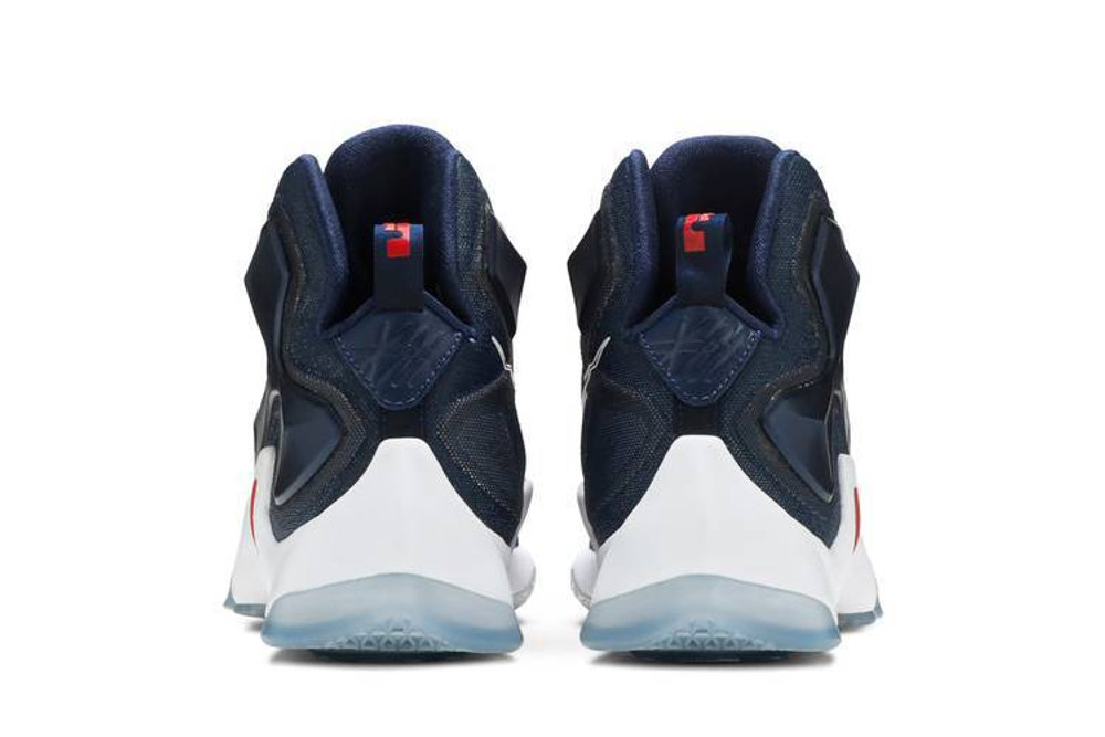 Кроссовки Nike Lebron 13