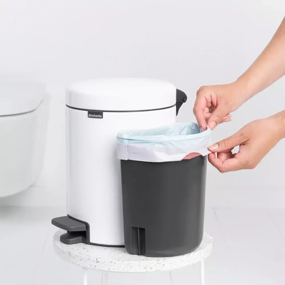Brabantia - Контейнер для мусора NewIcon 2x2л белый / артикул   280429  / GTIN 8710755280429