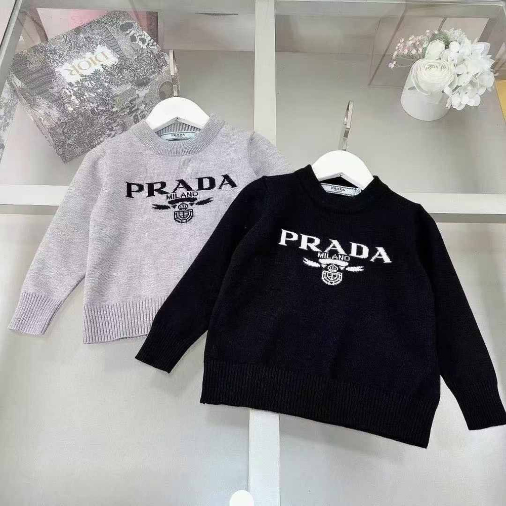 Свитер Prada