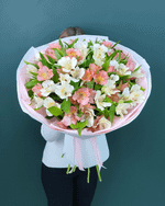 Букет белая и розовая альстромерия 15 шт(00173)