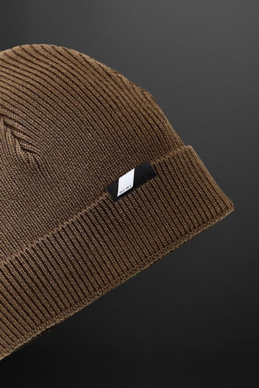 ZARA ТРИКОТАЖНАЯ ШАПКА С ФАКТУРНЫМ УЗОРОМ, КОРИЧНЕВЫЙ