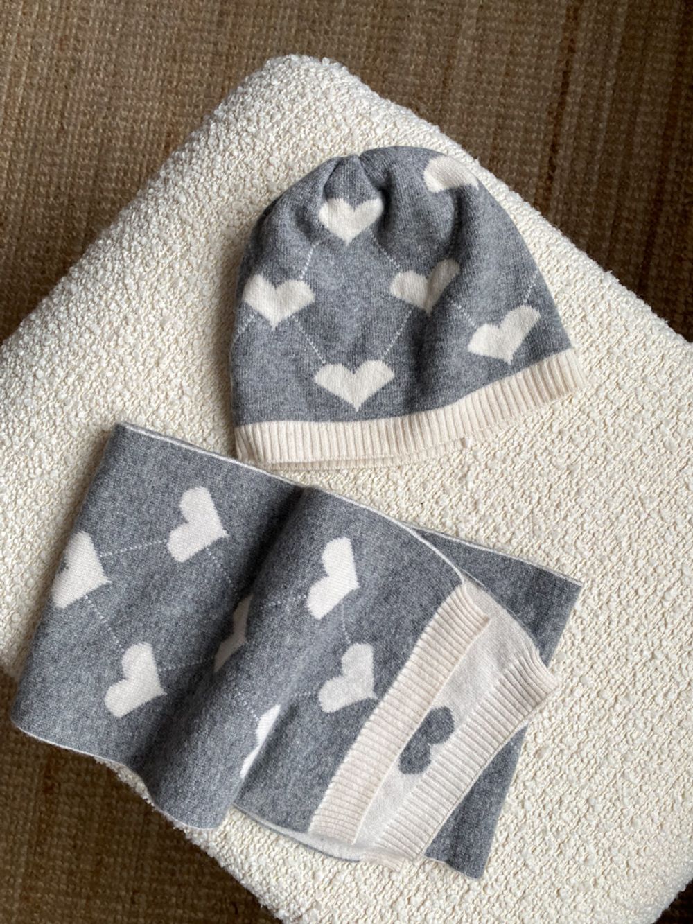 Комплект шапка-шарф Catya, 110