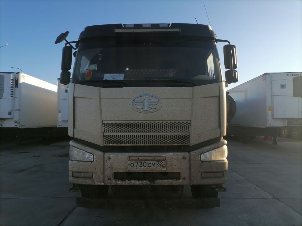 FAW J6 8x4 Самосвал СА3310Р66K24T4E5 (Дизельный, 11,1 л, 420 л.с., МТ)