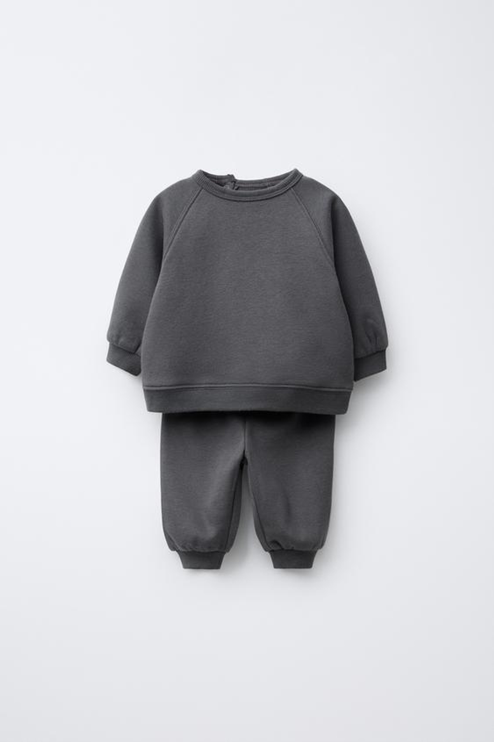 ZARA КОМПЛЕКТ: ТОЛСТОВКА И БРЮКИ-ДЖОГГЕРЫ С ВНУТРЕННИМ НАЧЕСОМ, СВИНЦОВЫЙ