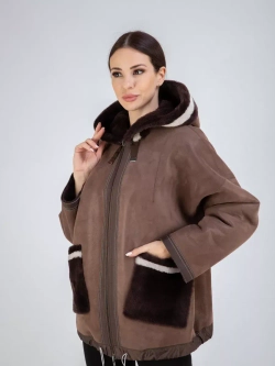 Дубленка натуральная с капюшоном двухсторонняя