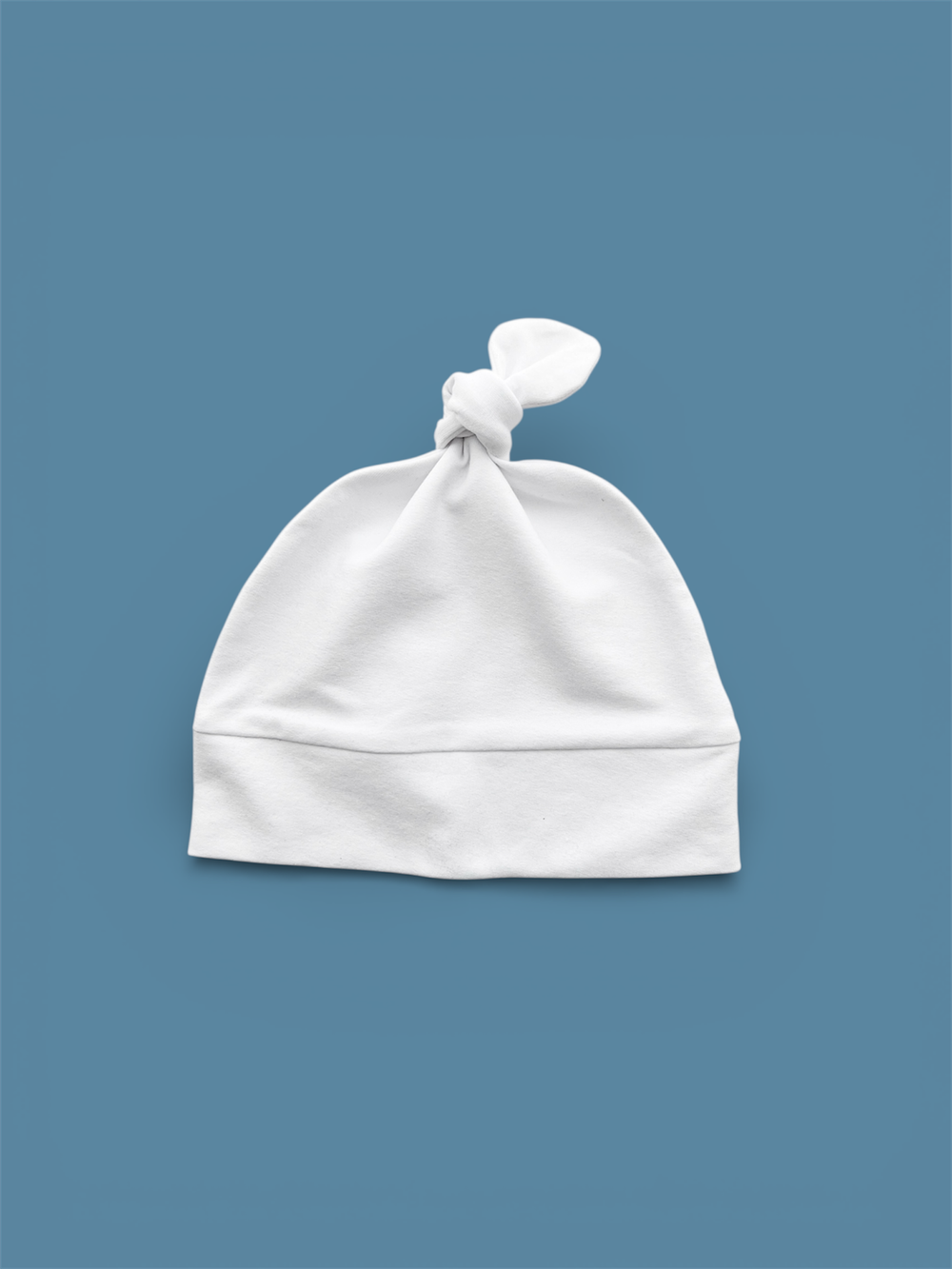 Легкая шапочка с узелком