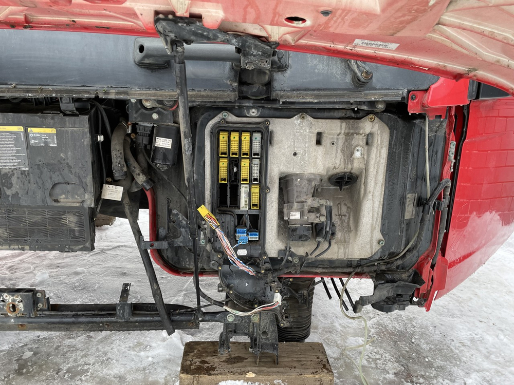 Кабина Euro-6 2017г. высокая