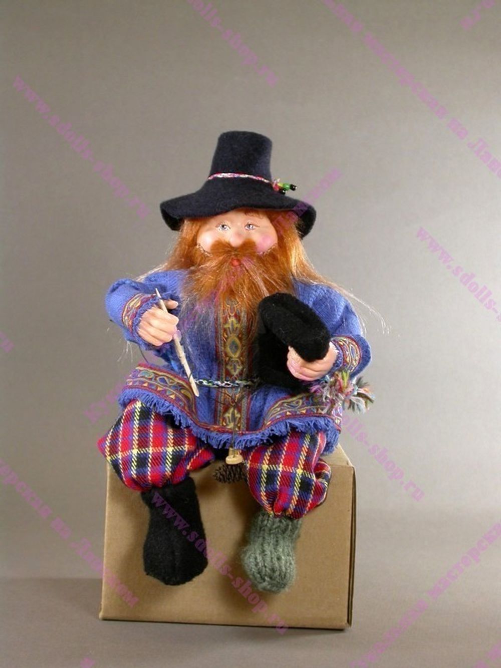 Шутейная кукла "Домовой с валенком"
