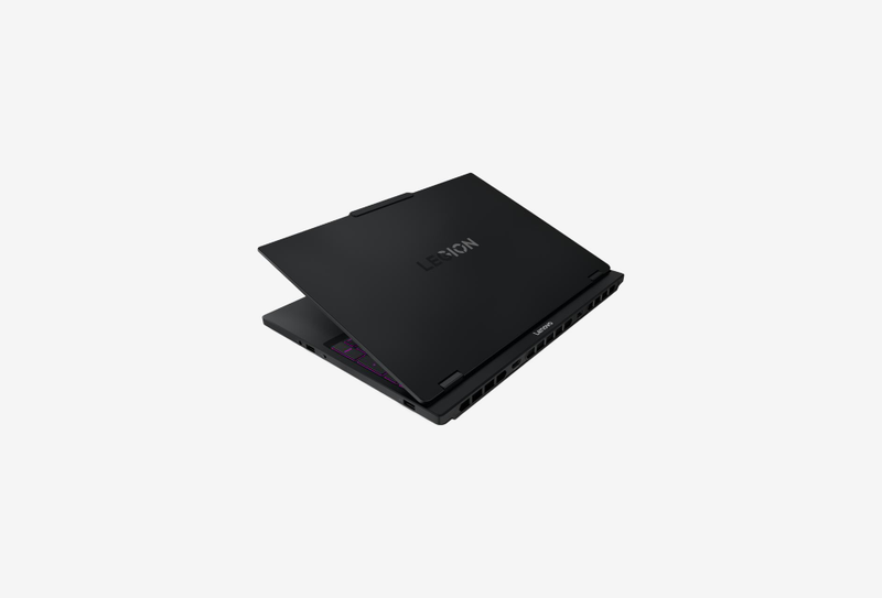 Ноутбук 15.1" Lenovo Intel Core i7 (13th Gen)-13650HX 2.6 ГГц 32 DDR5 GeForce RTX 5070 для ноутбука