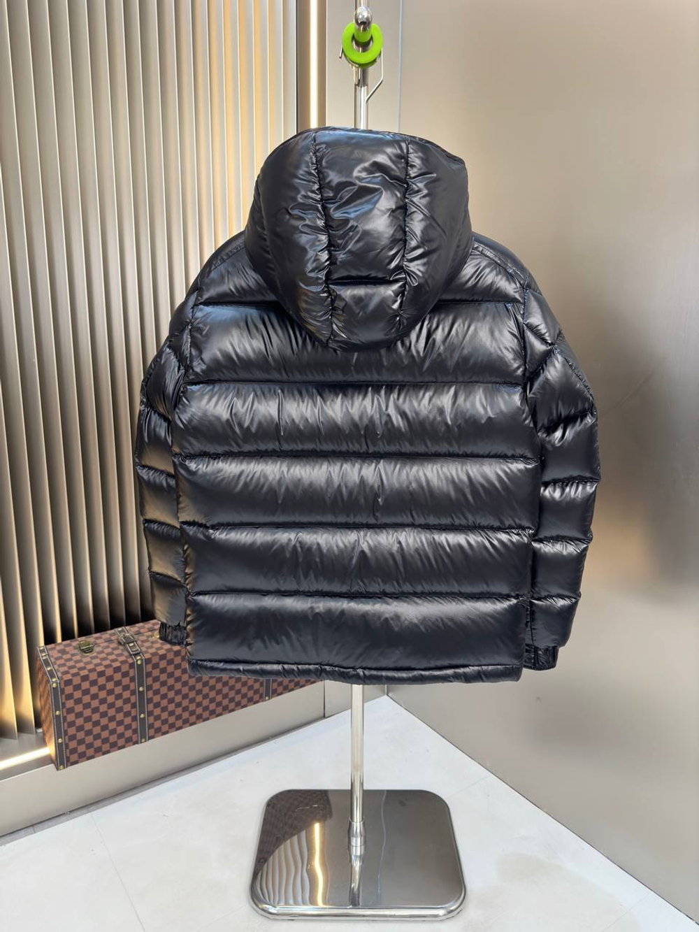 Пуховик Moncler