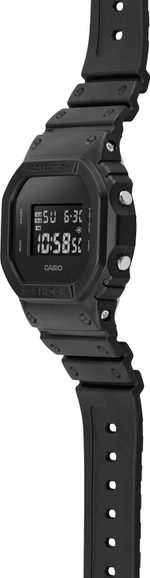 Мужские наручные часы Casio DW-5600UBB-1