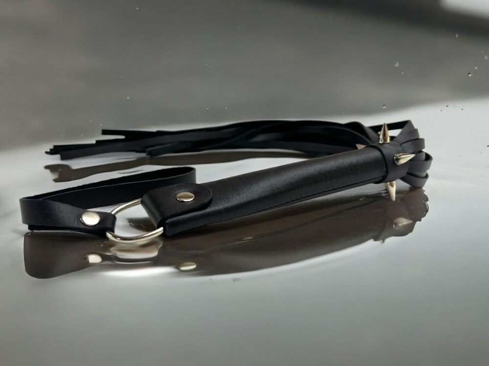 Черная плеть с шипами Risky Arsenal - 55 см.