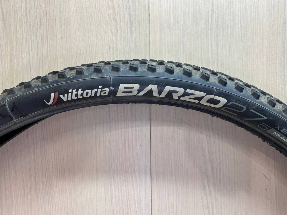 Покрышка для велосипеда Vittoria Barzo 27.5x2.1