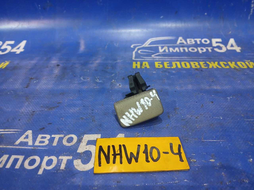 Бардачок пассажирский TOYOTA PRIUS 1998