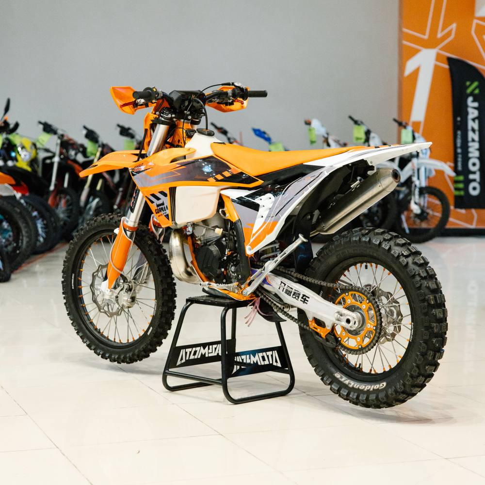 Мотоцикл кроссовый Ajerra EAGLE 2T Orange 21/18