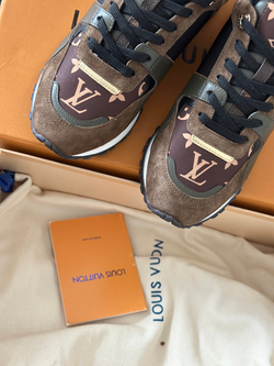 Louis Vuitton Run Away Trainer