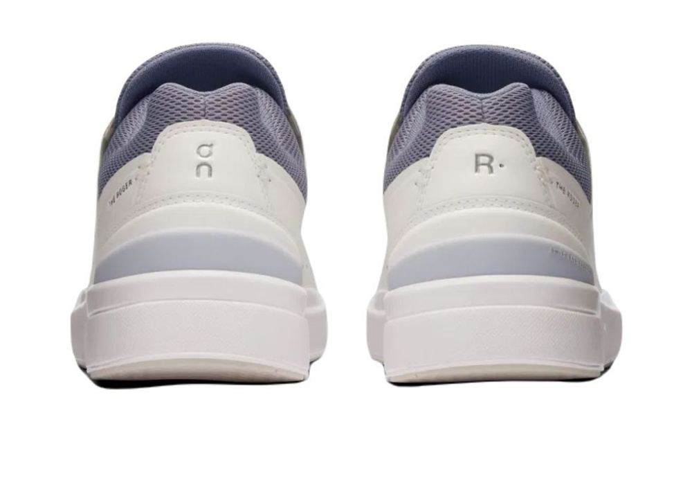 Женские КроссовкиOn The Roger Advantage - белый