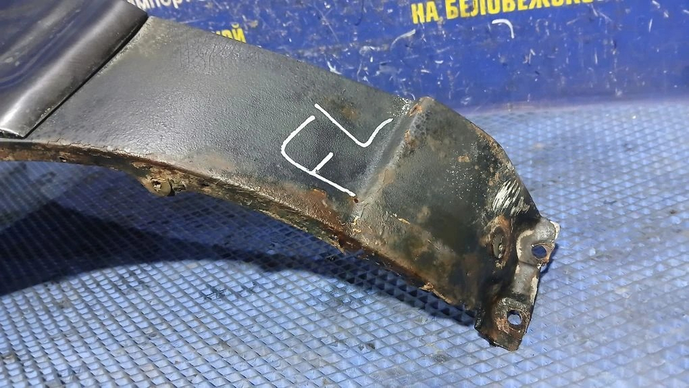 Крыло переднее левое NISSAN CEFIRO 1994