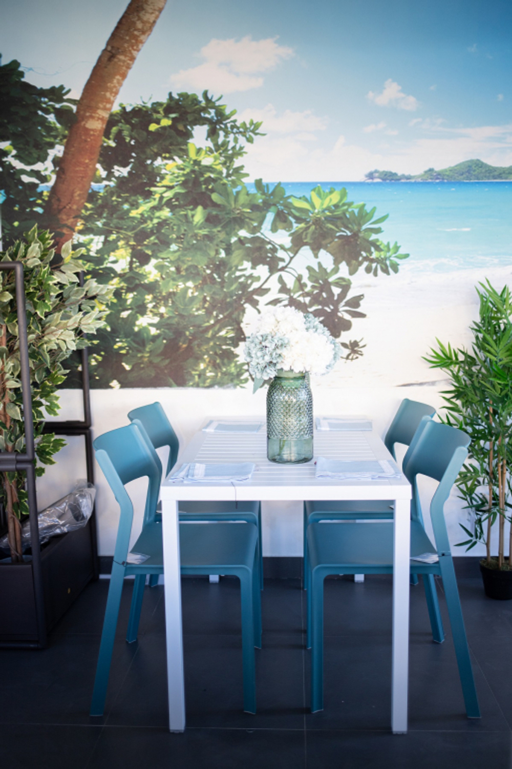 Стол пластиковый обеденный Nardi Cube 120x70, белый