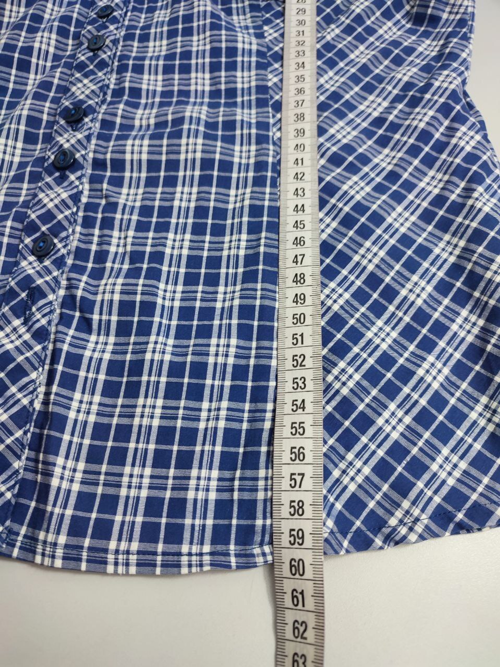 Рубашка в сине-белую клетку 48 размер