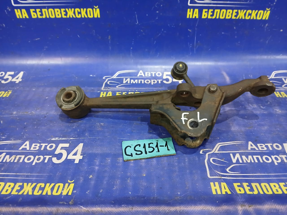 Рычаг передний левый TOYOTA CROWN 1997