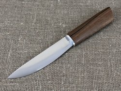 Шкуросъемный нож "Якут", сталь 95Х18, рукоять орех