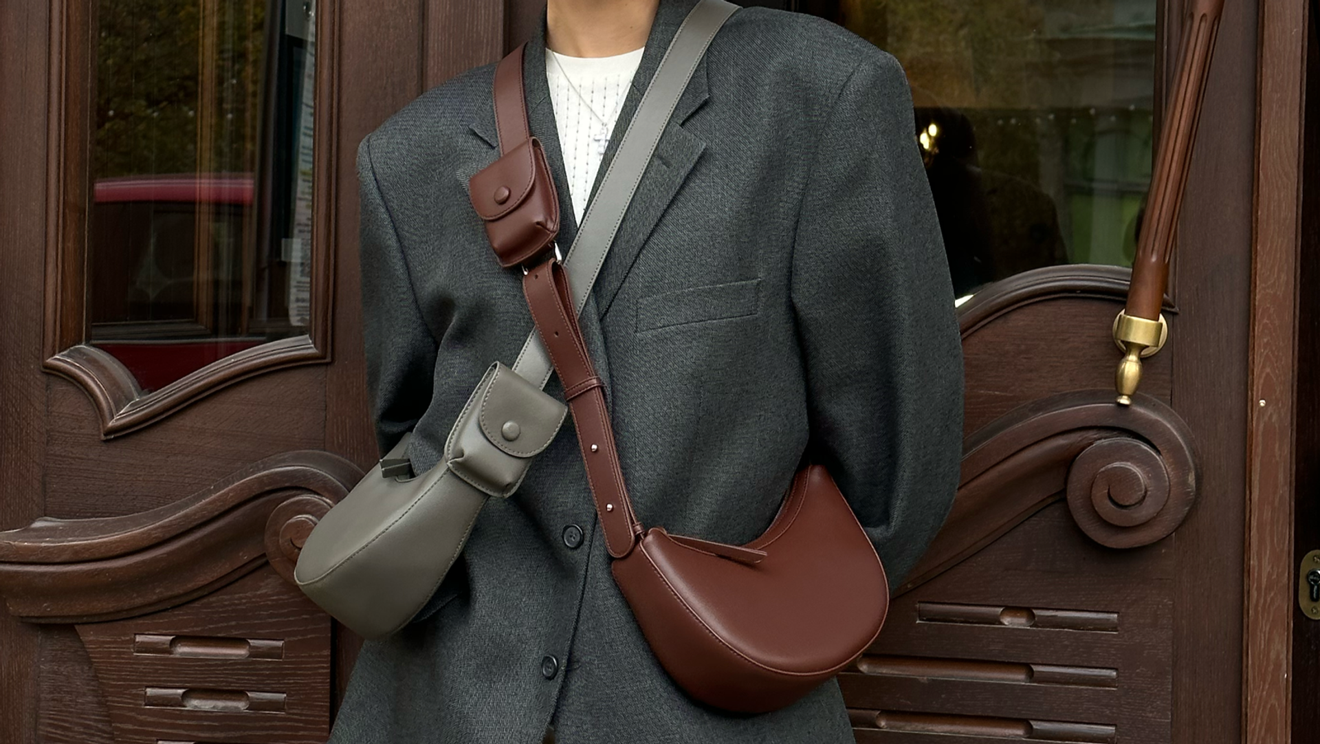 CROSSBODY