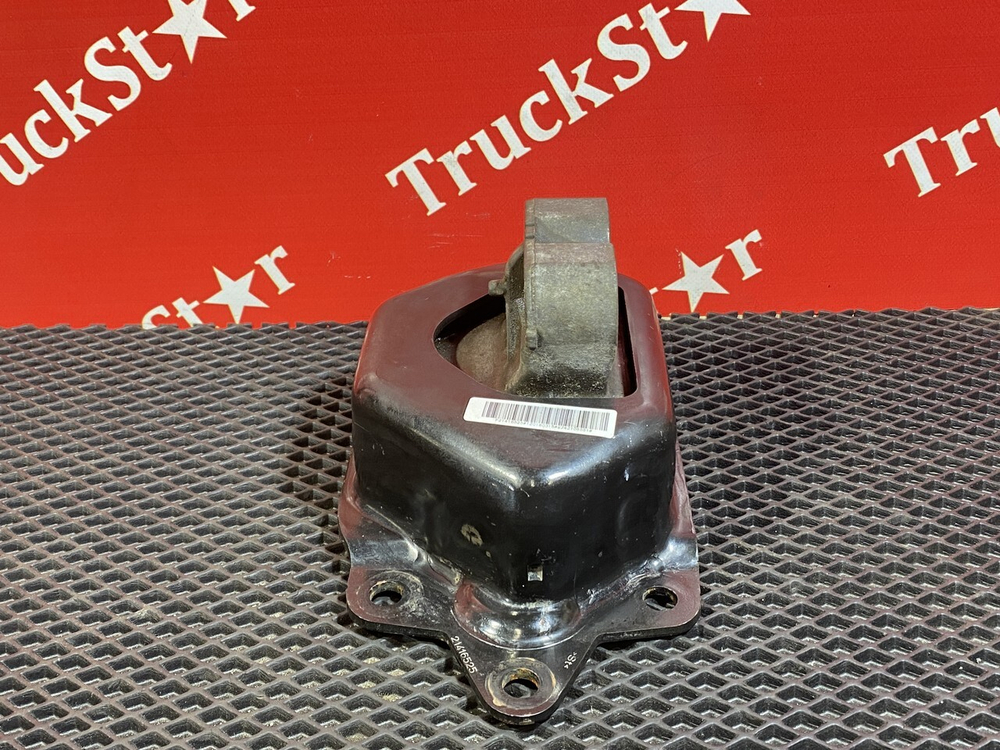 Подушка двигателя задняя 2018г